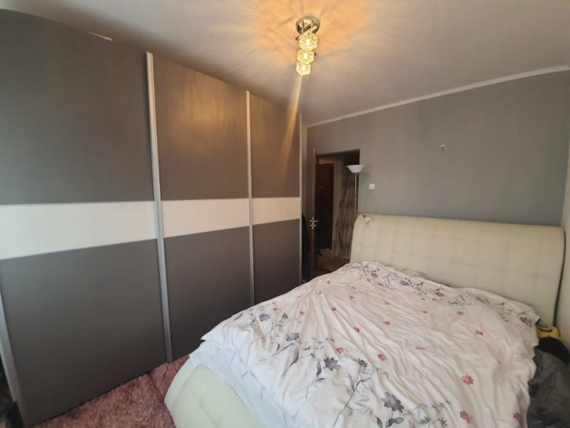 FAR - ABATOR Apartament cu 2 camere decomandate gaze mobilat