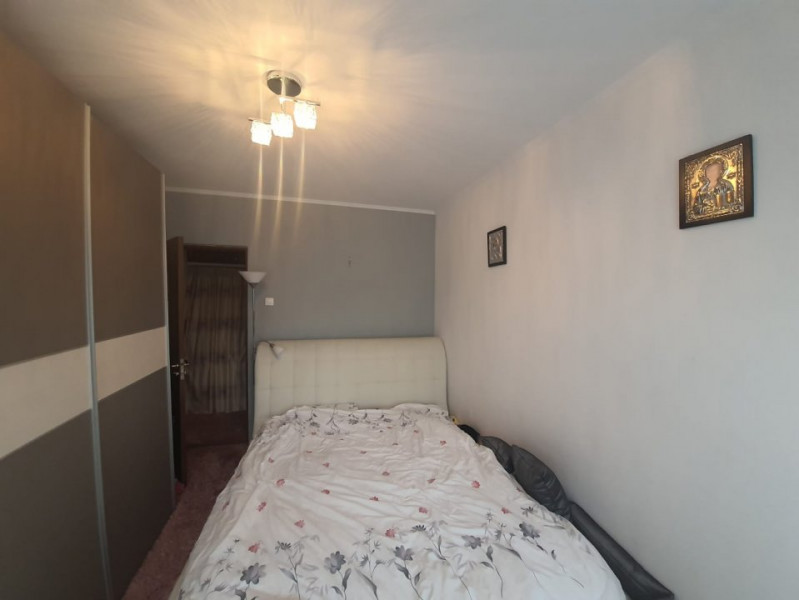 FAR - ABATOR Apartament cu 2 camere decomandate gaze mobilat