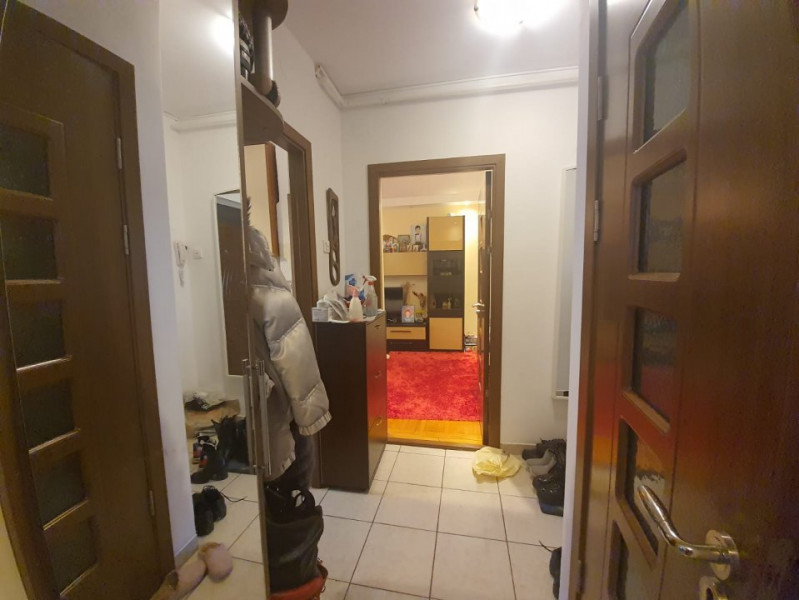 FAR - ABATOR Apartament cu 2 camere decomandate gaze mobilat