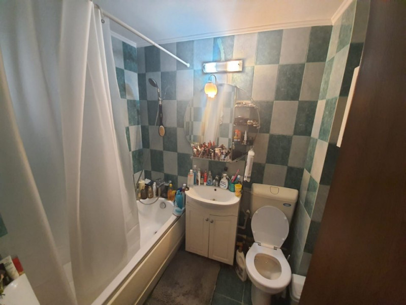 FAR - ABATOR Apartament cu 2 camere decomandate gaze mobilat