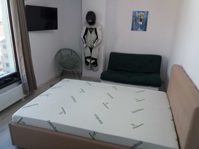 Garsoniera - Zona Compozitori - Mobilata/Utilata - Loc Parcare Si Boxa