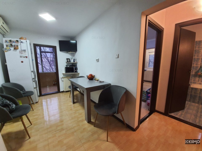 Apartament 2 Camere - Zona Anda - Loc de Parcare - 2 Balcoane