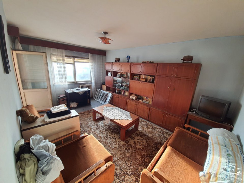 Apartament 3 Camere - Zona Tomis Nord - Etaj 3 - Gaze La Usa
