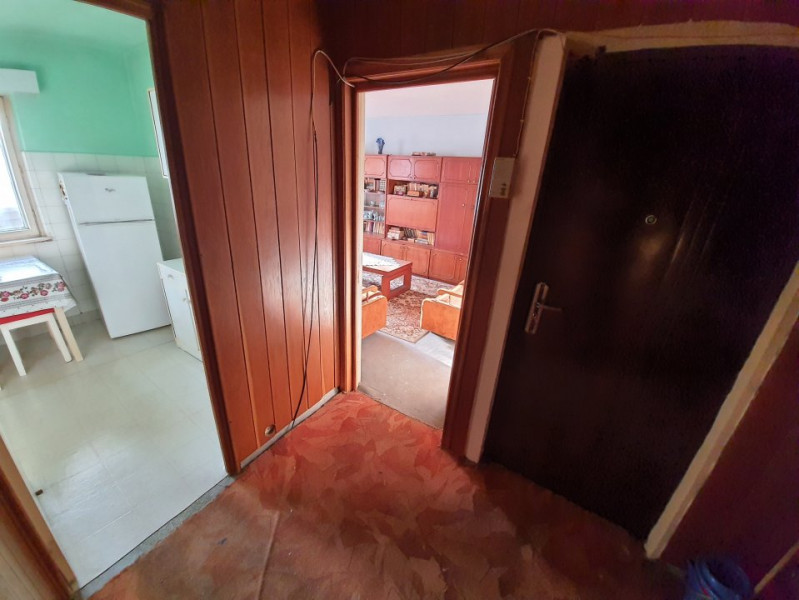 Apartament 3 Camere - Zona Tomis Nord - Etaj 3 - Gaze La Usa