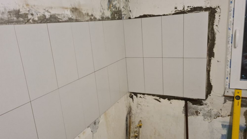 Apartament 3 Camere - Zona Far - Complet Renovat