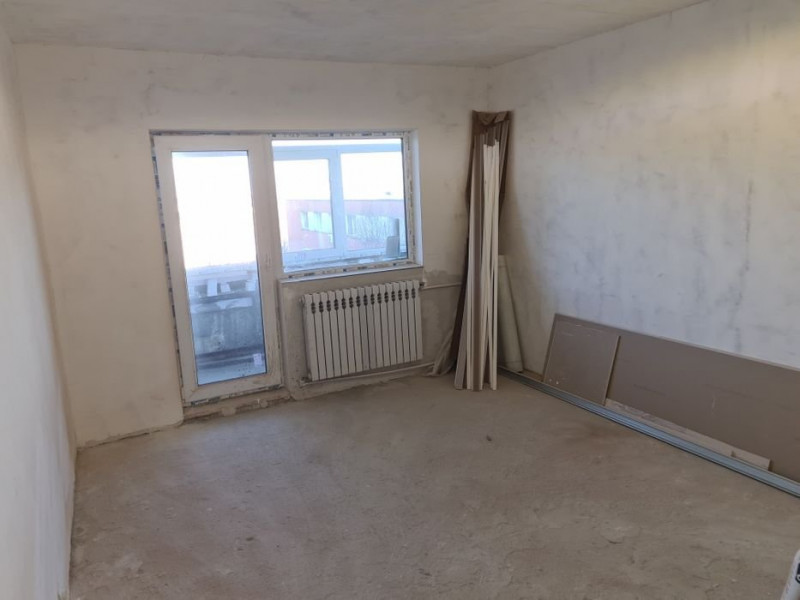 Apartament 3 Camere - Zona Far - Complet Renovat