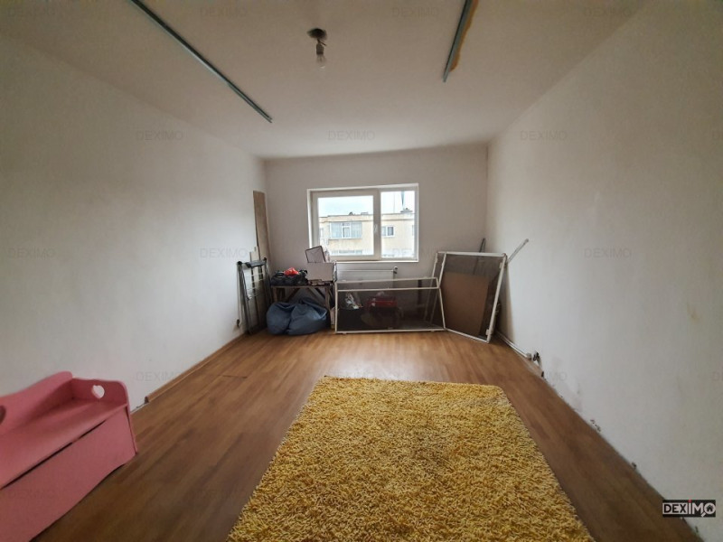 FAR - APARTAMENT CU 2 CAMERE DECOMANDATE MOBILAT GAZE LA USA