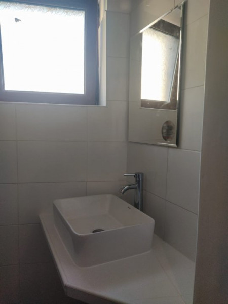 Apartament 3 Camere - Centru Vechi - Renovat - Vedere Spre Mare