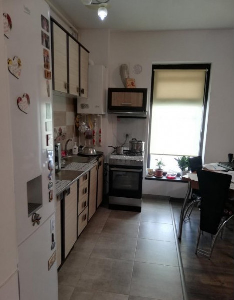 Apartament 2 Camere - Zona Km5 - Loc De Parcare