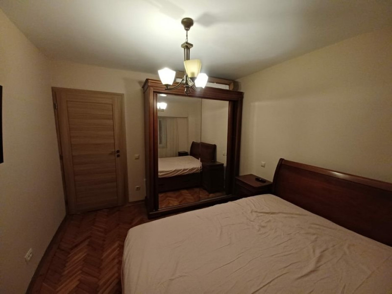 Apartament 3 Camere - Trocadero - Mobilat/Utilat - Centrala Pe Gaze