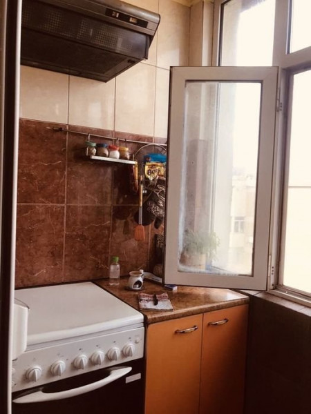 Apartament 3 camere Decomandate - Zona Dacia - Gaze - Izolat