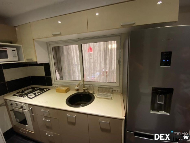 Apartament 3 Camere Decomandate - Zona VIVO - Mobilat/Utilat - Gaze