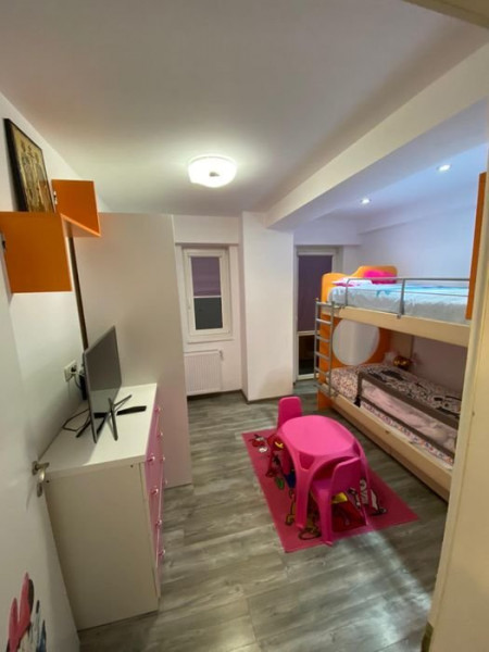 Apartament 3 Camere - Vivo - Mobilat Complet - Loc Parcare