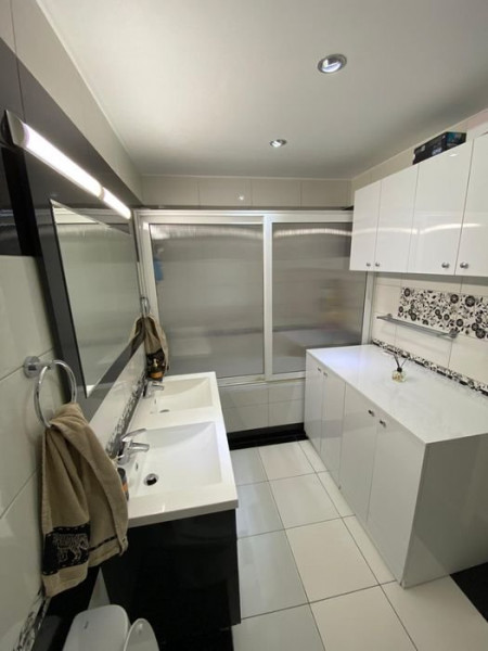 Apartament 3 Camere - Vivo - Mobilat Complet - Loc Parcare