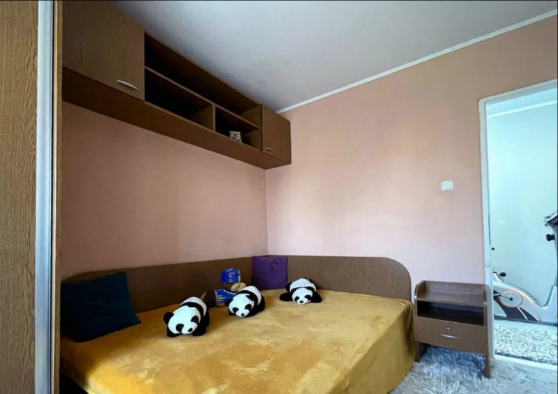 Apartament 3 Camere - Zona CET - Renovat - Mobilat Complet