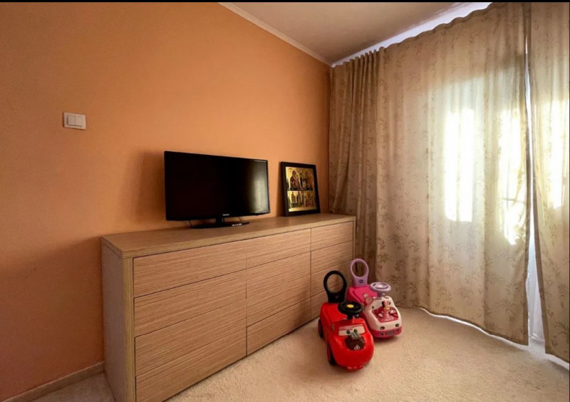 Apartament 3 Camere - Zona CET - Renovat - Mobilat Complet