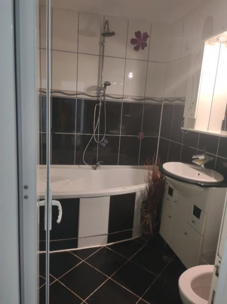 Apartament 2 Camere Transformat in 3 - Inel 2 - Mobilat Complet
