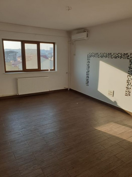 Apartament 2 Camere - Zona Dacia - Renovat - Centrala Pe Gaze