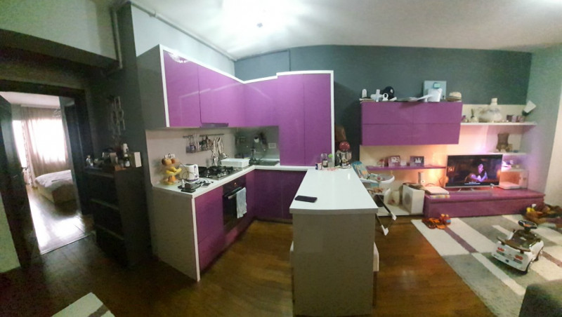 Apartament 3 Camere - Bd. Mamaia - Mobilat Complet