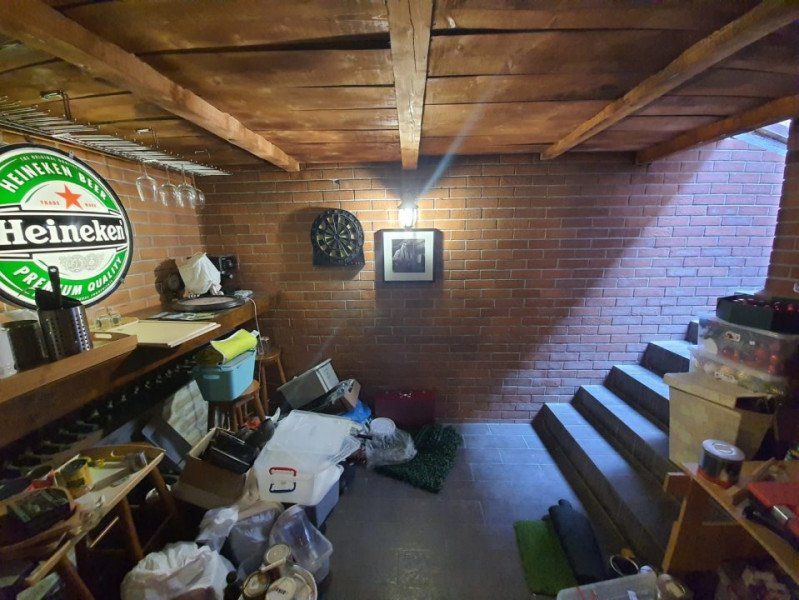 Casa 6 Camere - Centru - Renovata 2021 - Beci
