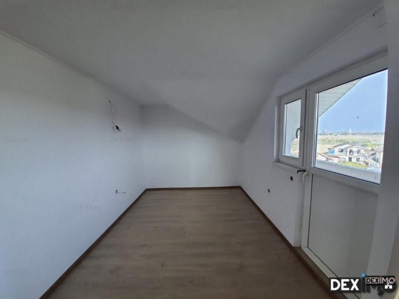 Vila 5 camere P+1+M - Agigea - Central - Garaj cu Rampa - Teren 375 mp