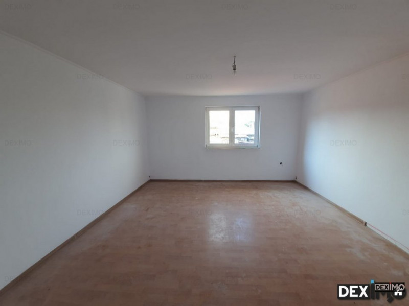 Vila 5 camere P+1+M - Agigea - Central - Garaj cu Rampa - Teren 375 mp