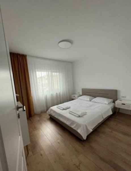 Apartament 3 Camere - Faleza Nord - Renovat - Centrale Pe Gaze