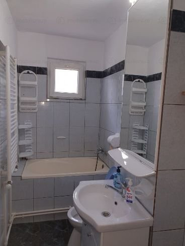 Apartament 3 Camere - Zona Tomis Nord - Gaze La Aragaz - Boxa