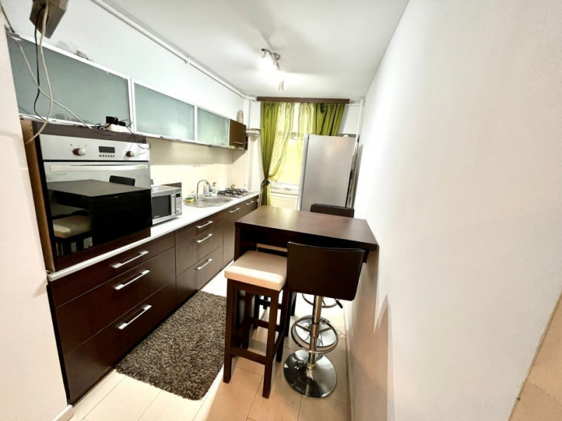 Apartament 2 Camere - Zona Victoria - Renovat - Mobilat Complet