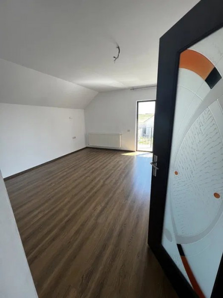Casa P+M - 4 Camere - Lumina - Centrala Pe Lemne