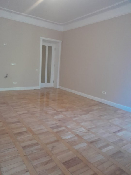 Apartament 3 Camere - Ultracentral - Renovat