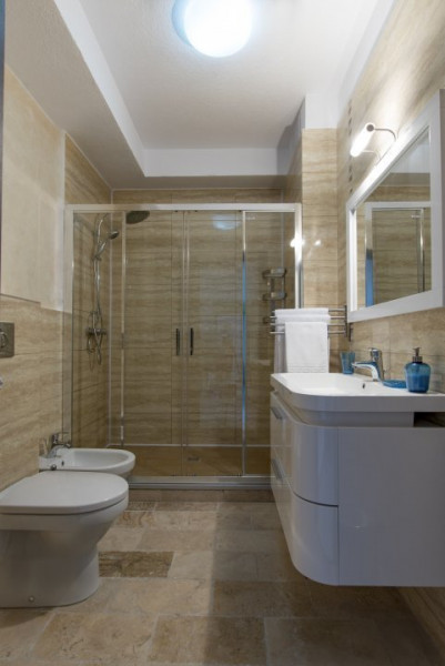 Apartament 3 Camere - Mamaia Butoaie - Ultrafinisat - Mobilat Complet