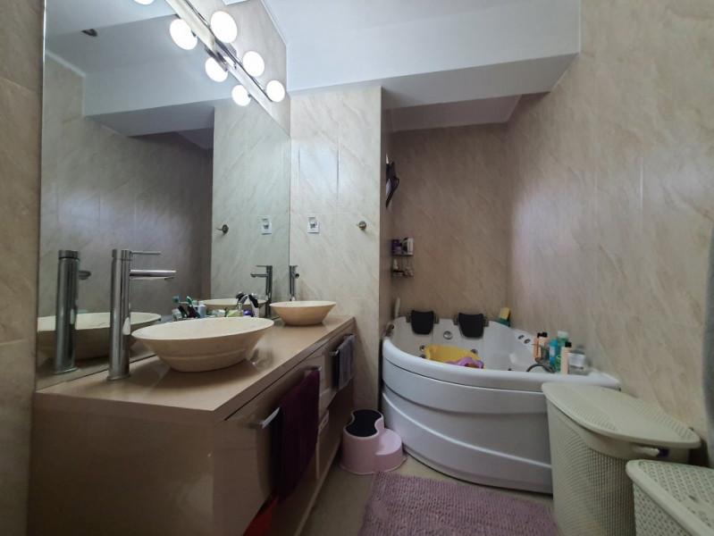 EXCLUSIV-TOMIS PLUS-Giratoriu-Apartament cu 3 camere mobilat lux etaj 1
