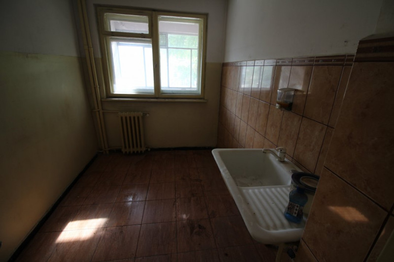 Apartament 3 Camere Decomandat - Abator - Etaj 1 