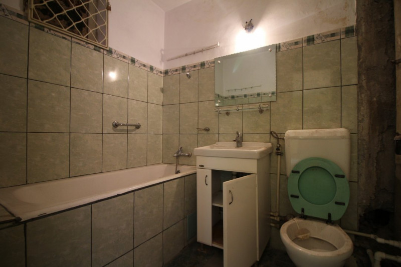 Apartament 3 Camere Decomandat - Abator - Etaj 1 