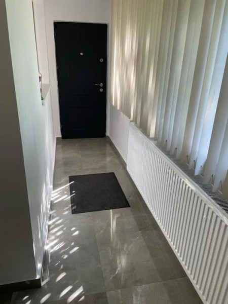 Apartament 2 Camere - Spatiu Comercial - Zona Abator - Renovat