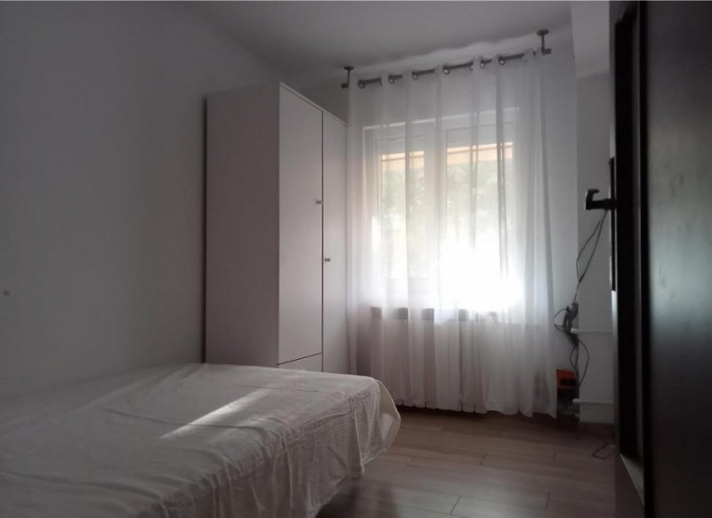 Apartament 3 Camere - Inel 2 - Scoala 8 - Centrala Pe Gaze