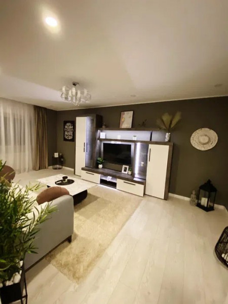 Apartament 2 Camere Lux - Faleza Nord - Renovat - Loc Parcare