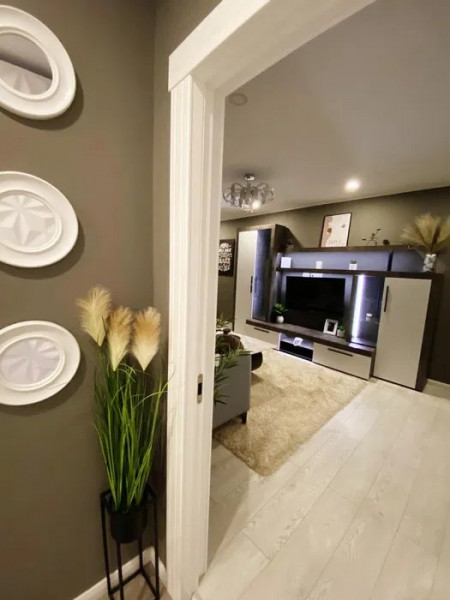 Apartament 2 Camere Lux - Faleza Nord - Renovat - Loc Parcare