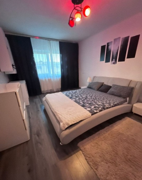 Apartament 2 Camere Transformat In 3  - Far - Mobilat Lux - Gaze