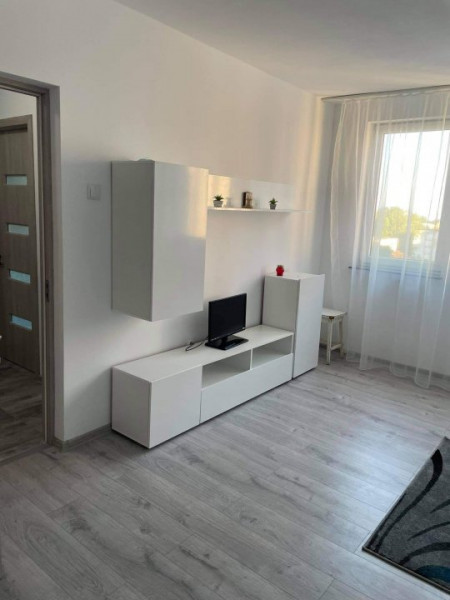 Apartament 2 Camere - Tomis II - Renovat - Gaze La Aragaz