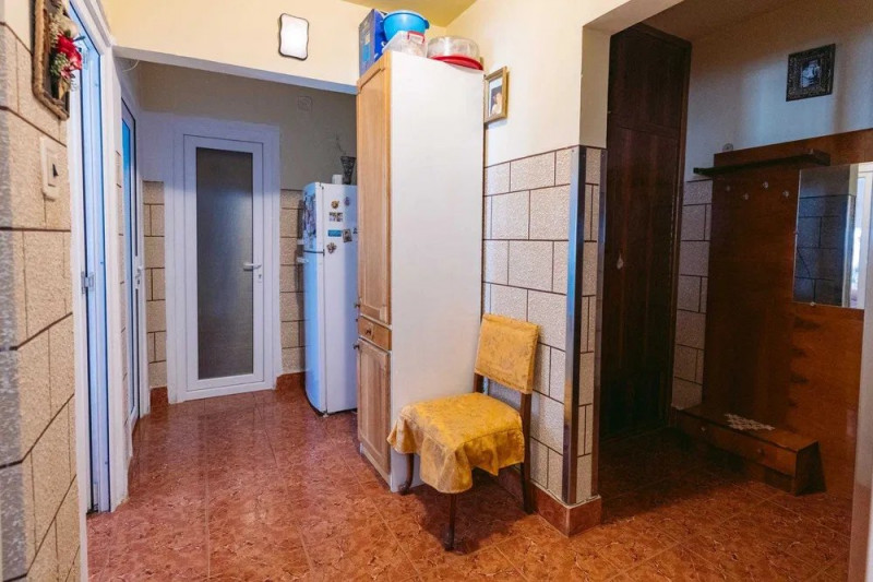 Apartament 2 Camere - Tomis Nord - OMV - Mobilat - Centrala Pe Gaze