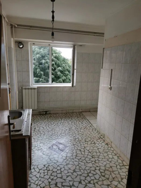Apartament 4 Camere - Tomis Mall - Centrala Pe Gaze - Liber