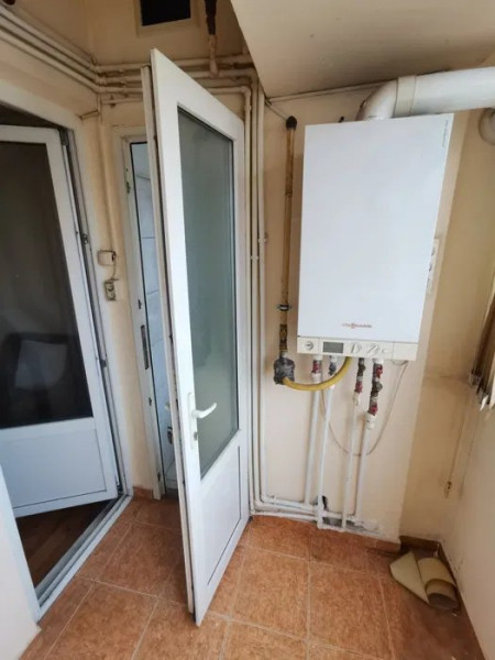Apartament 4 Camere - Tomis Mall - Centrala Pe Gaze - Liber