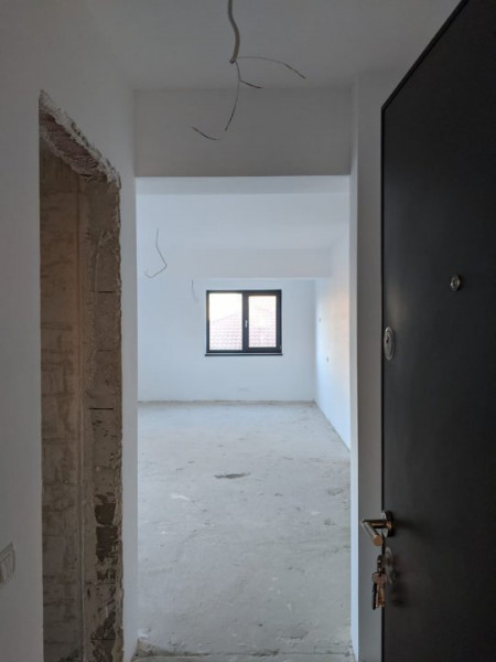 Apartament 3 Camere - Zona Tomis Plus - Personalizare Posibilă - Premium 