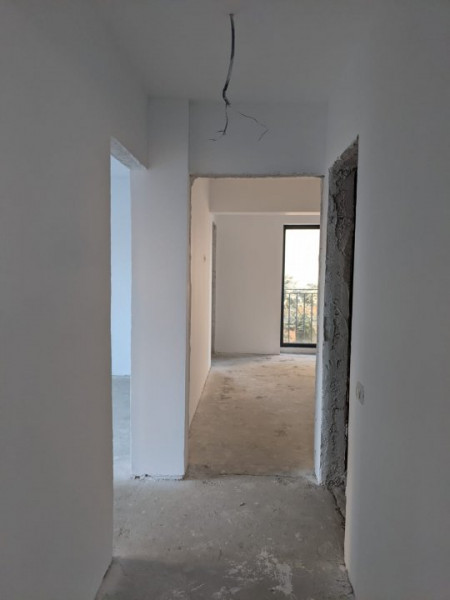 Apartament 3 Camere - Zona Tomis Plus - Personalizare Posibilă - Premium 