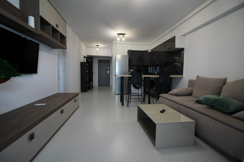 Apartament LUXURY II - Zona REX - Vedere Frontala Lac - Pentru Pretentiosi !!!