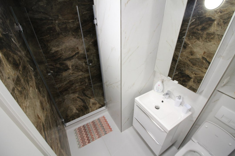 Apartament LUXURY II - Zona REX - Vedere Frontala Lac - Pentru Pretentiosi !!!