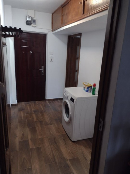 Apartament 2 Camere Semidecomandate - Zona Tomis Nord - Mobilat/Utilat