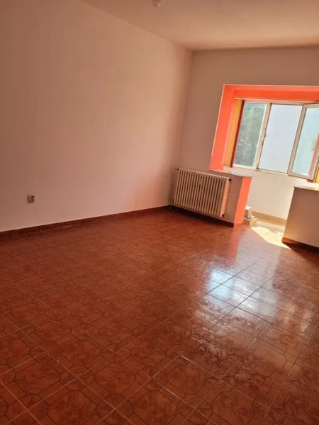 Apartament 2 Camere Decomandate - 64 MP - CET - Stare Buna